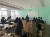 Meeting with students of the educational program "Economics"