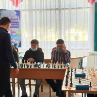 DEMONSTRATION SESSION OF SIMULTANEOUS CHESS GAME
